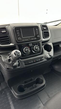 Vente en ligne Peugeot Boxer Fourgon Boxer II L2H2 3.5 2.2 BlueHDi 140ch au prix de 31 380 €