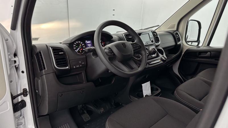 Vente en ligne Peugeot Boxer Fourgon Boxer II L2H2 3.5 2.2 BlueHDi 140ch au prix de 31 380 €