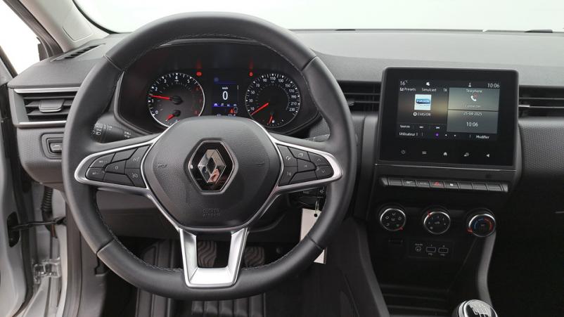 Vente en ligne Renault Clio 5P 1.0 TCe 90ch Manuelle/6 Equilibre au prix de 17 560 €