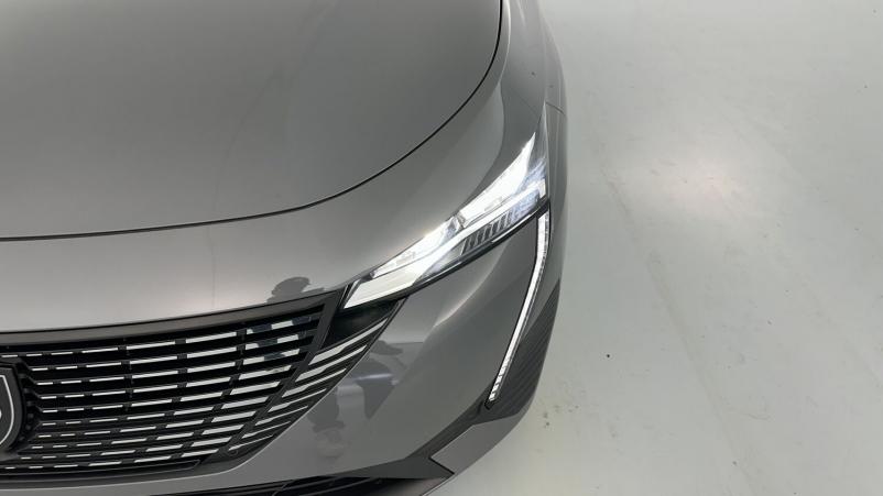 Vente en ligne Peugeot 308 308 1.2 PureTech 130ch Allure au prix de 22 400 €