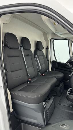 Vente en ligne Peugeot Boxer Fourgon Boxer II L2H2 3.5 2.2 BlueHDi 140ch au prix de 31 380 €