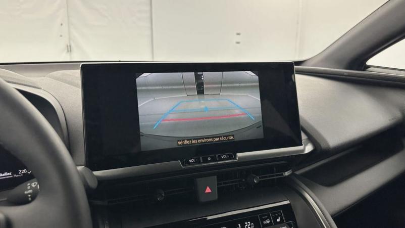 Vente en ligne Toyota C-HR C-hr II 1.8 Hybrid 140ch Design au prix de 32 530 €