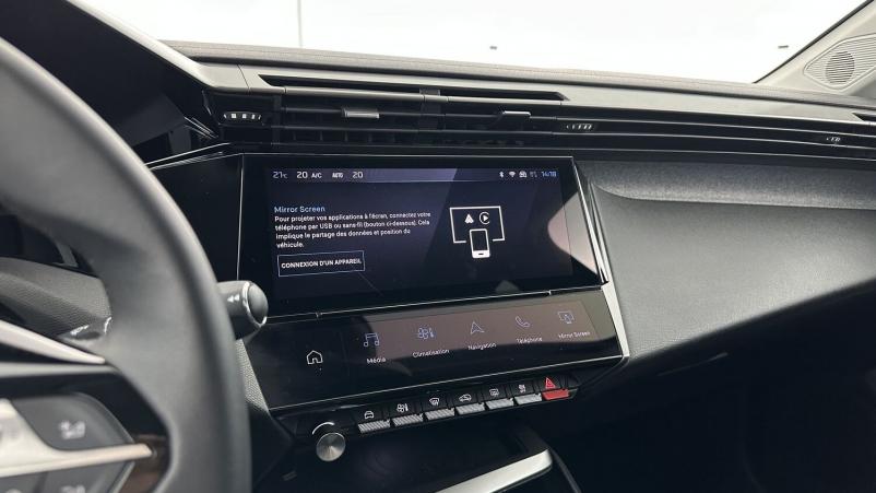 Vente en ligne Peugeot 308 308 1.2 PureTech 130ch Allure au prix de 22 400 €