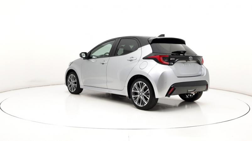 Vente en ligne Toyota Yaris 5P 1.5 Hybrid 116ch Automatique/ Design au prix de 26 190 €