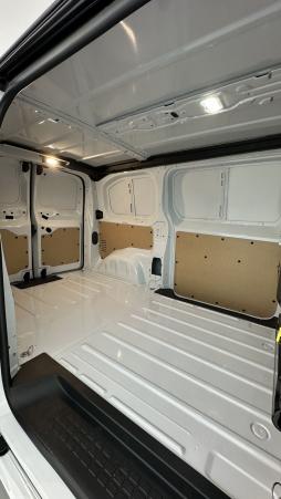 Vente en ligne Peugeot Expert Expert III M 2.0 BlueHDi 145ch EAT8 au prix de 31 380 €