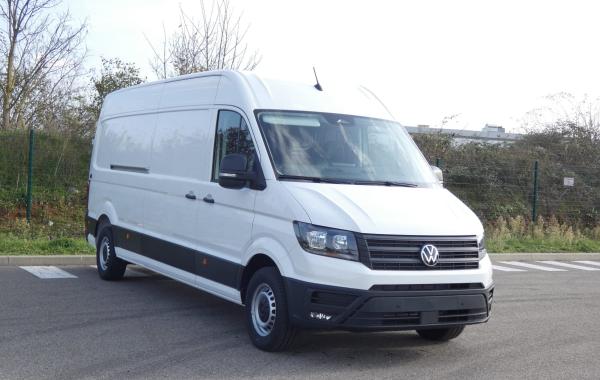 Volkswagen Crafter 35 L4H3 2.0 TDI 140 CH BUSINESS occasion de 2024 en vente à Rennes