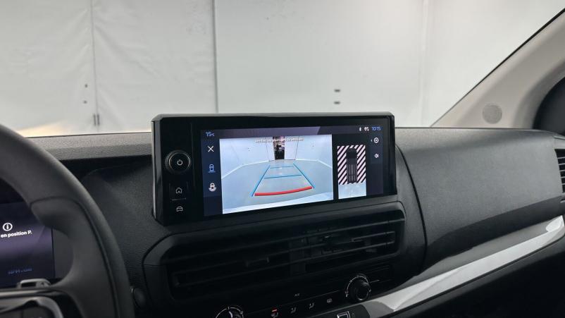 Vente en ligne Peugeot Expert Expert III M 2.0 BlueHDi 145ch EAT8 au prix de 31 380 €