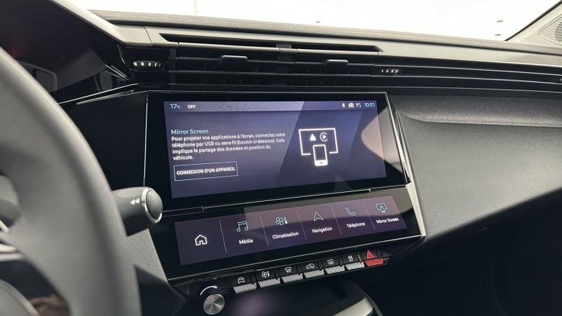 Vente en ligne Peugeot 308 308 III 1.5 BlueHDi 130ch Allure EAT8 au prix de 28 010 €