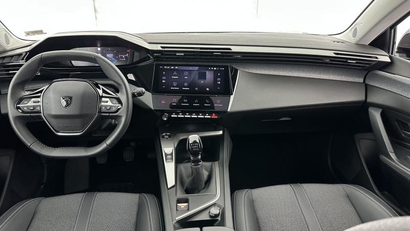 Vente en ligne Peugeot 308 308 1.2 PureTech 130ch Allure au prix de 22 400 €