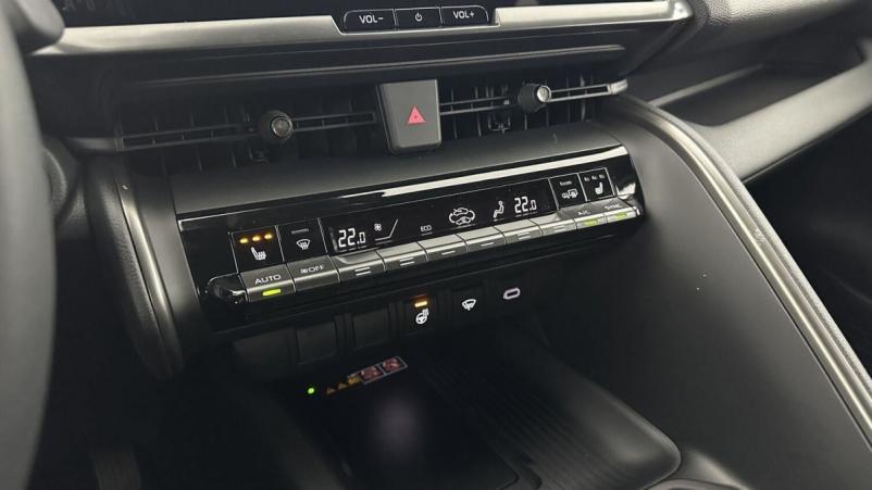 Vente en ligne Toyota C-HR C-hr II 1.8 Hybrid 140ch Design au prix de 32 530 €