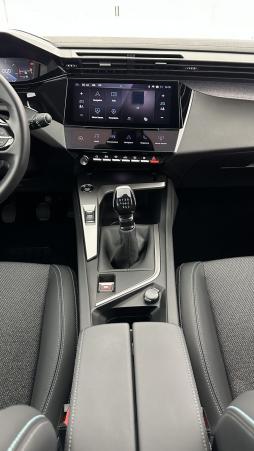 Vente en ligne Peugeot 308 308 1.2 PureTech 130ch Allure au prix de 22 400 €