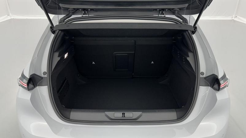 Vente en ligne Peugeot 308 308 III 1.5 BlueHDi 130ch Allure EAT8 au prix de 28 010 €