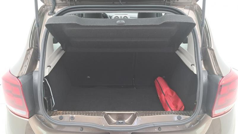 Vente en ligne Dacia Sandero 3  1.0 Sce 75ch Manuelle/5 Laureate au prix de 10 460 €