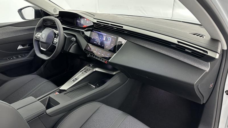 Vente en ligne Peugeot 308 308 III 1.5 BlueHDi 130ch Allure EAT8 au prix de 28 010 €