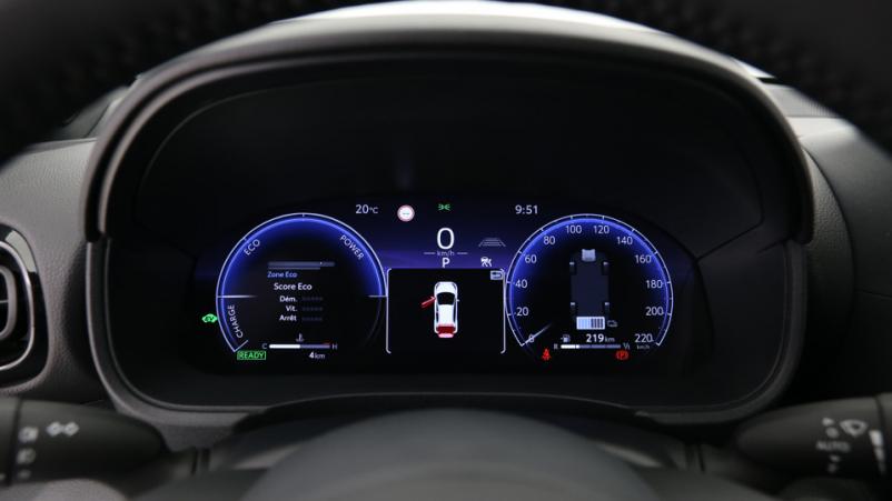 Vente en ligne Toyota Yaris 5P 1.5 Hybrid 116ch Automatique/ Design au prix de 26 190 €