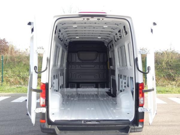 Vente en ligne Volkswagen Crafter 35 L4H3 2.0 TDI 140 CH BUSINESS au prix de 43 030 €