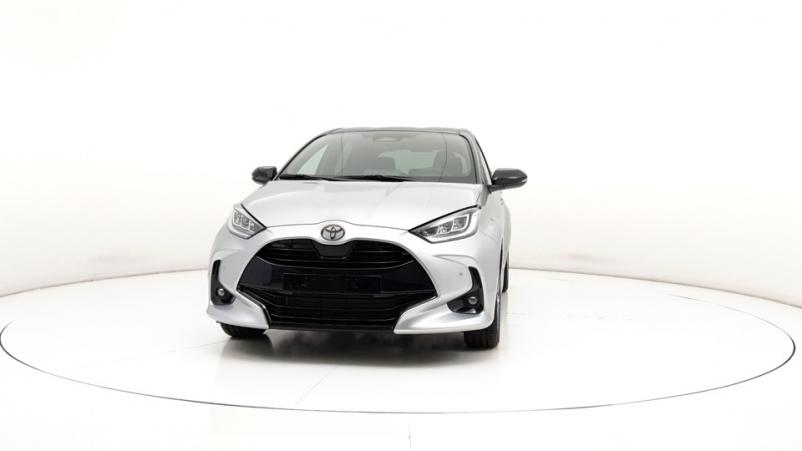 Vente en ligne Toyota Yaris 5P 1.5 Hybrid 116ch Automatique/ Design au prix de 26 190 €