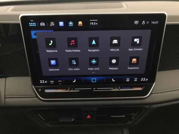 Vente en ligne Volkswagen Tiguan 1.5 eTSI 150CV DSG7 LIFE PLUS au prix de 39 630 €