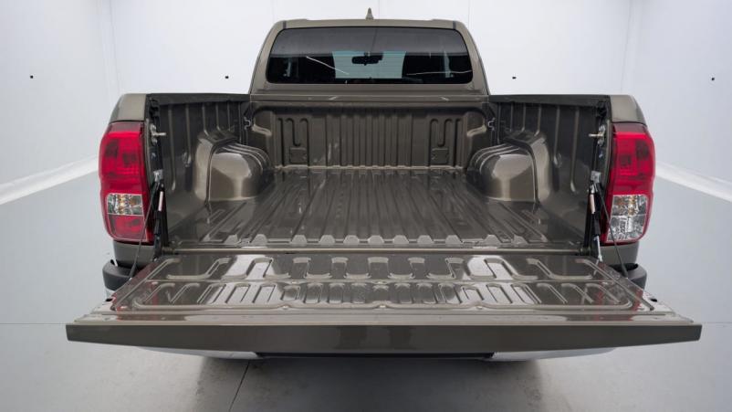 Vente en ligne Toyota Hilux HILUX X-TRA CAB 4WD 2.8L 204 D-4D BVA LEGENDE au prix de 49 820 €