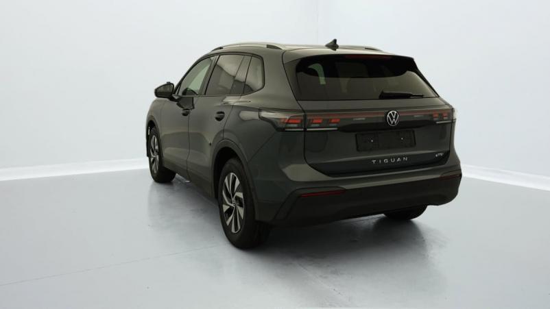 Vente en ligne Volkswagen Tiguan 1.5 eTSI 150CV DSG7 LIFE PLUS au prix de 39 630 €
