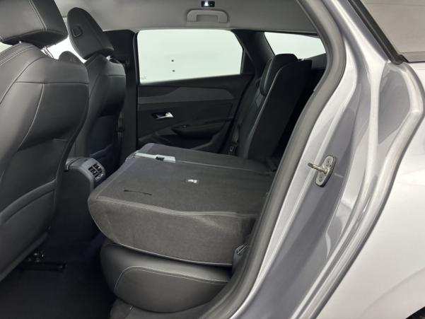 Vente en ligne Peugeot 308 SW 1.5 BlueHDi 130ch Allure EAT8 au prix de 21 790 €