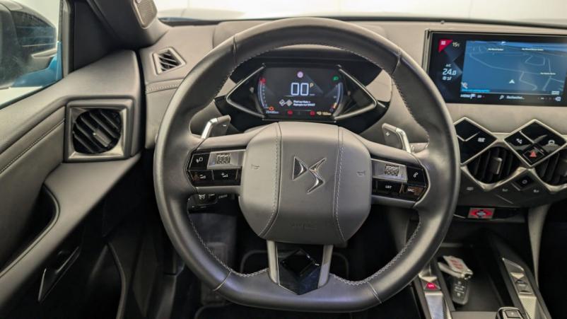 Vente en ligne Ds Ds3 Crossback PURETECH 130 EAT8 RIVOLI au prix de 20 880 €