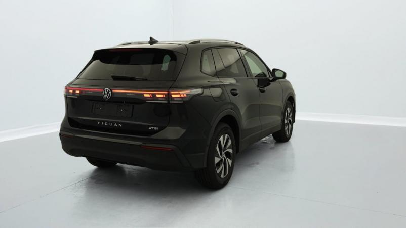 Vente en ligne Volkswagen Tiguan 1.5 eTSI 150CV DSG7 LIFE PLUS au prix de 39 630 €