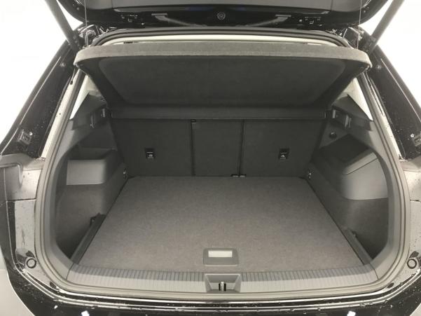 Vente en ligne Volkswagen Tiguan 1.5 eTSI 150CV DSG7 LIFE PLUS au prix de 39 630 €