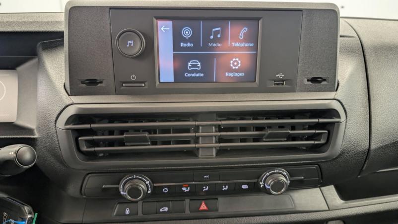 Vente en ligne Opel Vivaro TAILLE M BLUEHDI 145 S S EAT8 au prix de 28 810 €