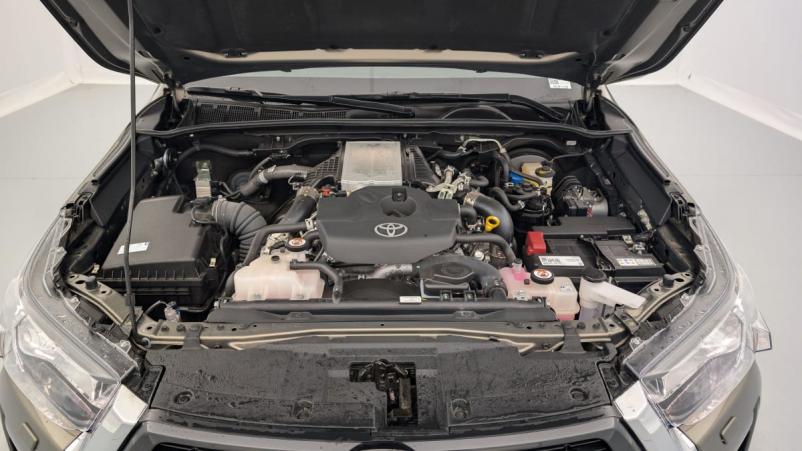 Vente en ligne Toyota Hilux HILUX X-TRA CAB 4WD 2.8L 204 D-4D BVA LEGENDE au prix de 49 820 €