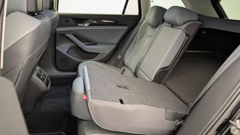 Vente en ligne Volkswagen Passat SW 1.5 ETSI OPF 150 DSG7 LIFE PLUS au prix de 34 680 €