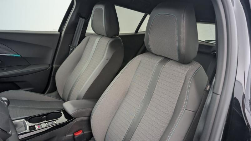 Vente en ligne Peugeot 2008 PureTech 100 S S BVM6 Allure Pack au prix de 18 820 €