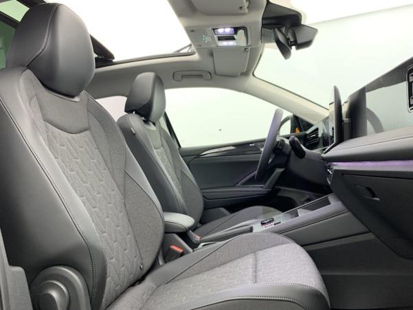 Vente en ligne Volkswagen Tiguan 1.5 eTSI 150CV DSG7 LIFE PLUS au prix de 40 660 €