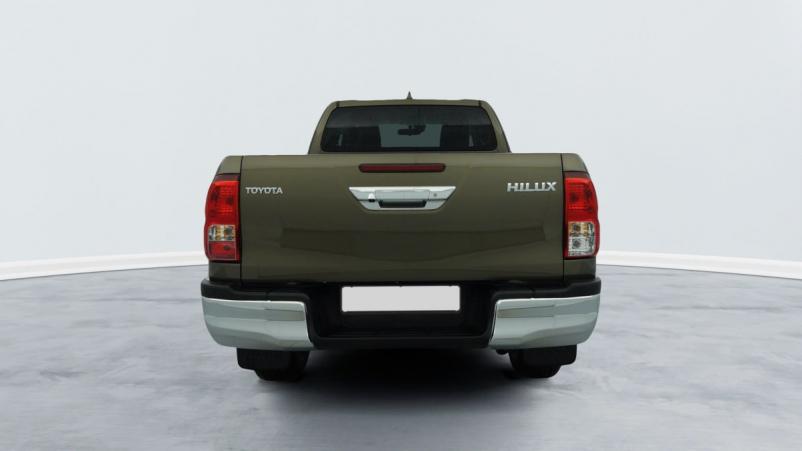 Vente en ligne Toyota Hilux HILUX X-TRA CAB 4WD 2.8L 204 D-4D BVA LEGENDE au prix de 49 820 €