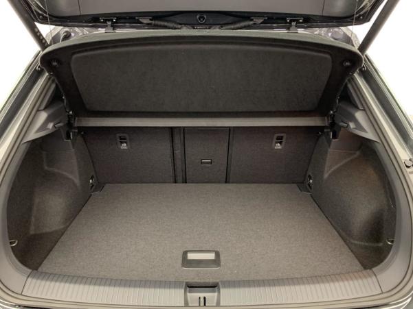 Vente en ligne Volkswagen T-Roc 1.5 TSI EVO2 150 Start Stop DSG7 R-Line au prix de 35 100 €