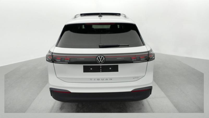 Vente en ligne Volkswagen Tiguan 1.5 eTSI 150CV DSG7 LIFE PLUS au prix de 40 660 €