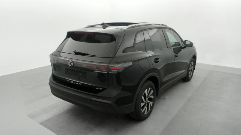 Vente en ligne Volkswagen Tiguan 1.5 eTSI 150CV DSG7 LIFE PLUS au prix de 40 660 €