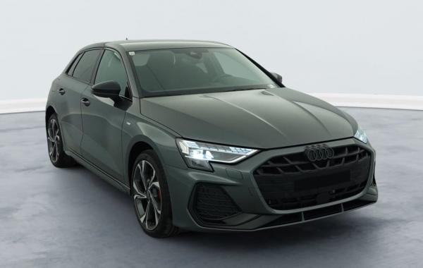 Audi A3 45 TFSI E HYBRIDE RECHARGEABLE 272 S TRONIC 6 S LINE occasion de 2025 en vente à Rennes