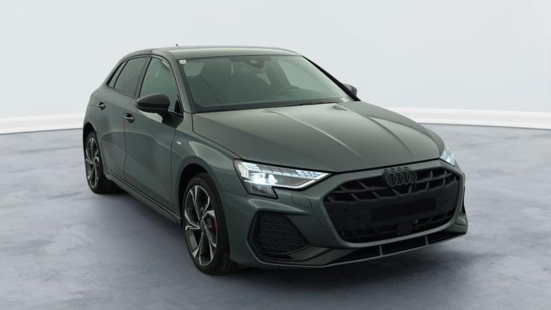 Vente en ligne Audi A3 45 TFSI E HYBRIDE RECHARGEABLE 272 S TRONIC 6 S LINE au prix de 45 810 €