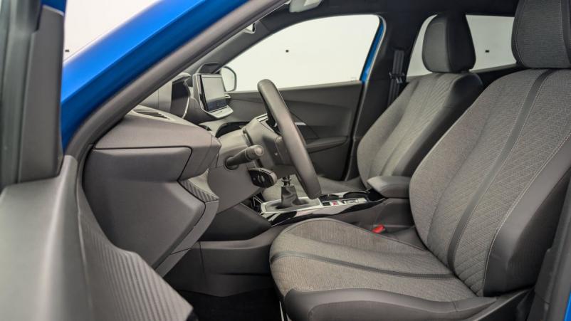 Vente en ligne Peugeot 2008 PureTech 100 S S BVM6 Allure au prix de 19 650 €