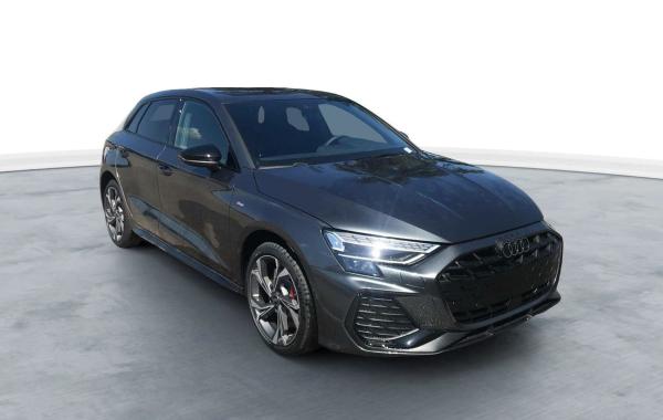 Audi A3 45 TFSI E HYBRIDE RECHARGEABLE 272 S TRONIC 6 S LINE occasion de 2025 en vente à Rennes