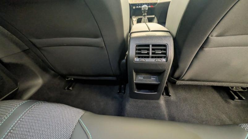 Vente en ligne Peugeot 308 PureTech 130ch S S BVM6 Allure au prix de 20 880 €
