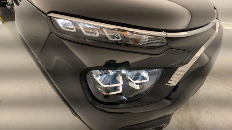 Vente en ligne Citroën C3 PureTech 110 ch BVM6 Max au prix de 15 730 €