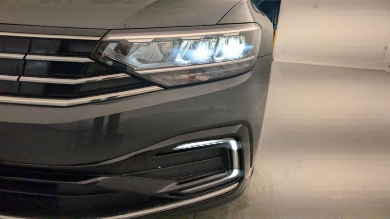 Vente en ligne Volkswagen Passat SW 1.4 TSI Hybride Rechargeable DSG6 GTE au prix de 26 440 €