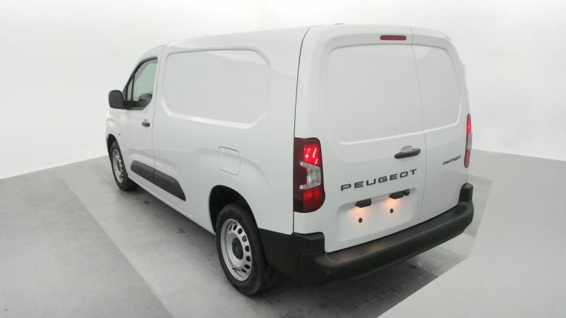 Vente en ligne Peugeot Partner Fourgon XL 950 KG BLUEHDI 130 S S EAT8 au prix de 26 290 €