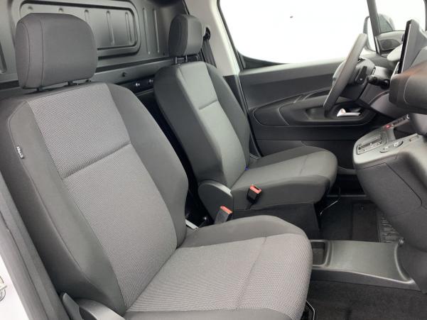 Vente en ligne Peugeot Partner Fourgon XL 950 KG BLUEHDI 130 S S EAT8 au prix de 26 290 €