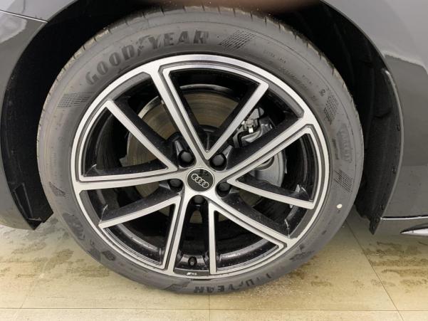 Vente en ligne Audi A5 Avant TDI Hybride 204 ch S tronic 7 S line au prix de 59 200 €