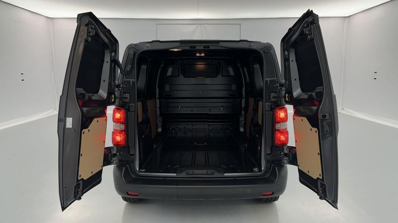 Vente en ligne Citroën Jumpy Fourgon Jumpy M 2.0 BlueHDi 145ch au prix de 30 900 €