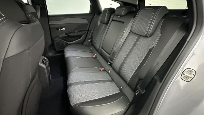 Vente en ligne Peugeot 308 SW 308 sw III 1.2 Hybrid 136ch Allure e-DCS6 au prix de 30 000 €