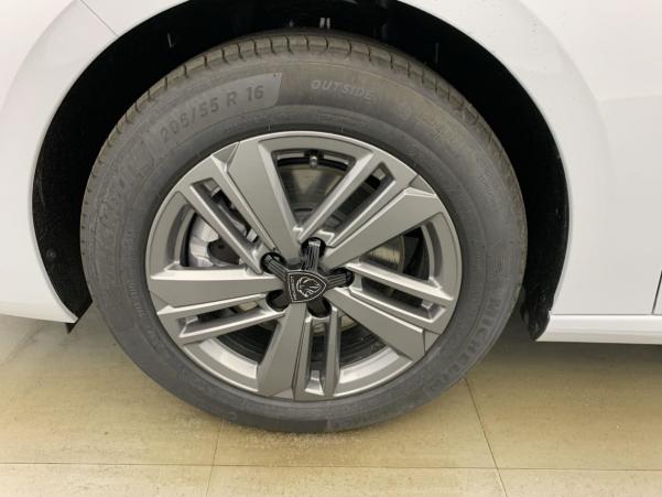 Vente en ligne Peugeot 308 BlueHDi 130ch S S EAT8 Style au prix de 25 210 €
